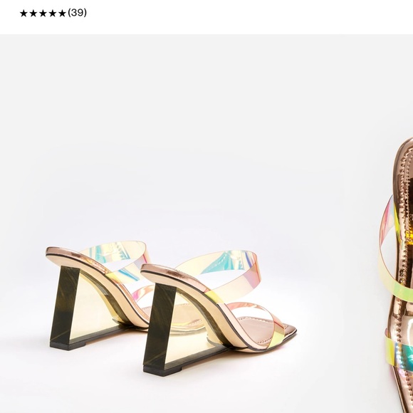 Good American
CINDER-F*CKING-RELLA WEDGE heel - Picture 6 of 8